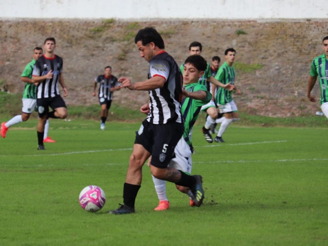El Fort�n y Estudiantes avanzaron a semifinales del Interligas